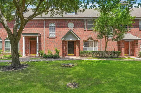 1321 El Camino Village Drive
