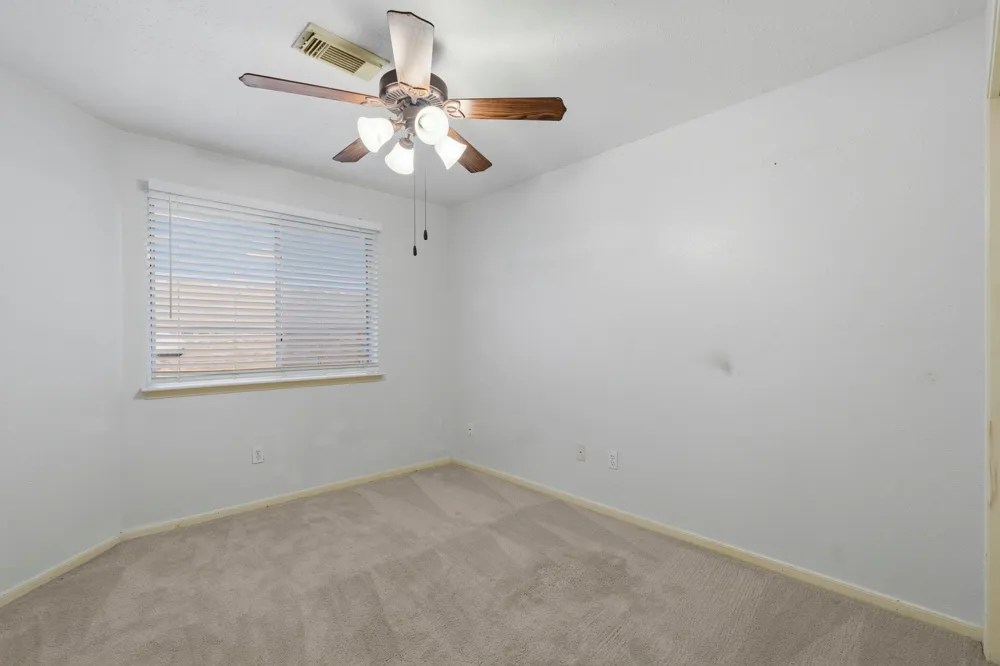 1321 El Camino Village Drive Webster, TX 77058