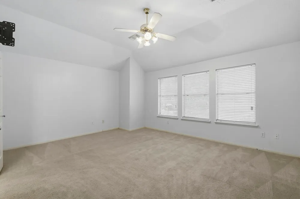 1321 El Camino Village Drive Webster, TX 77058