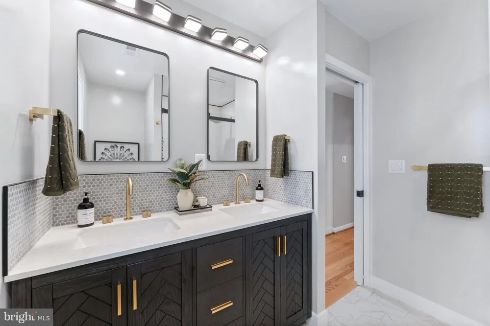 8901 1ST AVENUE Silver Spring, MD 20910