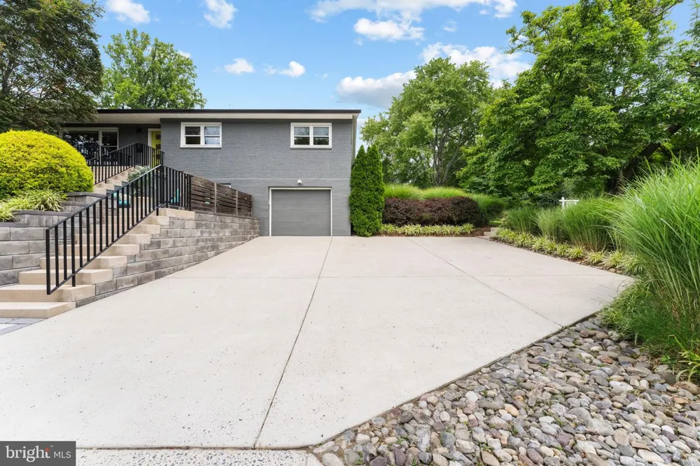 8901 1ST AVENUE Silver Spring, MD 20910