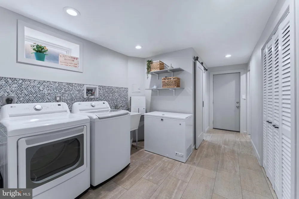 8901 1ST AVENUE Silver Spring, MD 20910