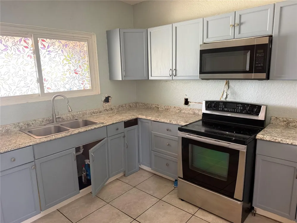 1204 MICHIGAN AVENUE St Cloud, FL 34769