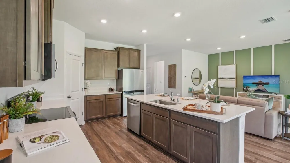 36237 HILLRIDGE TRAIL Zephyrhills, FL 33541