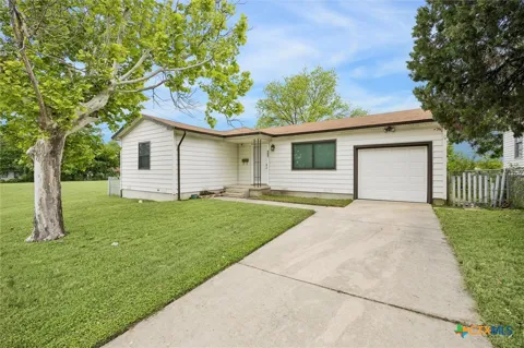 907 Jefferis Avenue