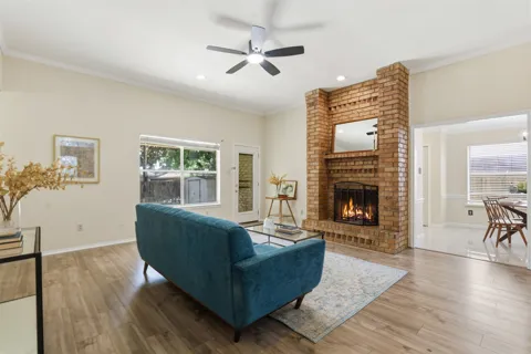 7229 Laurelhill Court S