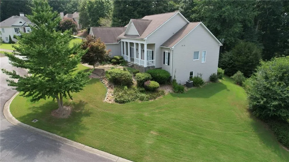 9235 Waterside Drive Ball Ground, GA 30107
