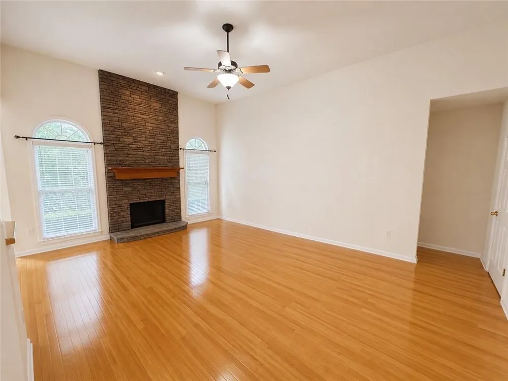 9235 Waterside Drive Ball Ground, GA 30107