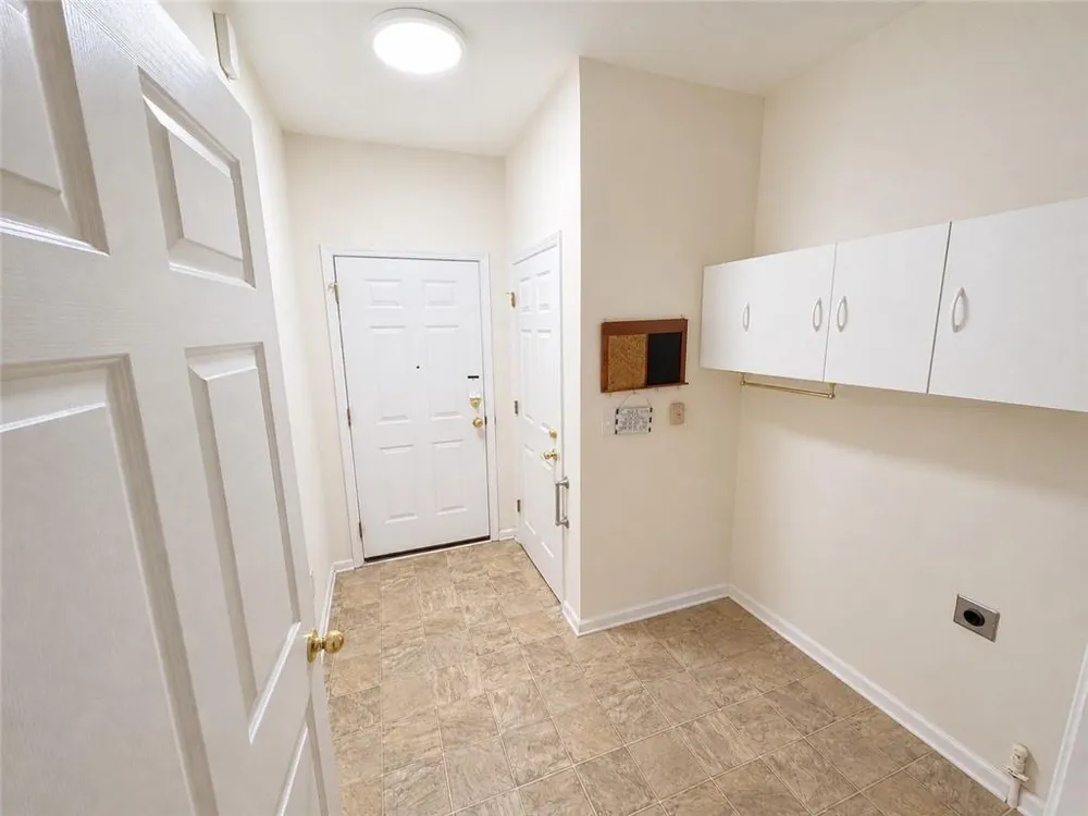 9235 Waterside Drive Ball Ground, GA 30107