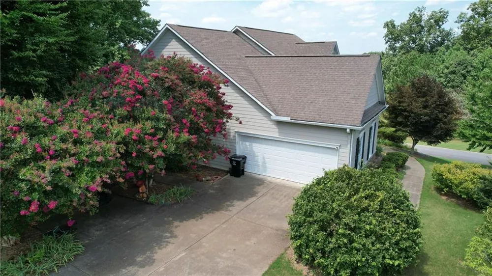 9235 Waterside Drive Ball Ground, GA 30107
