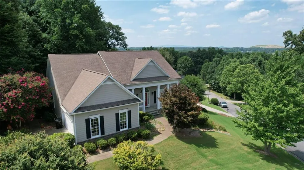 9235 Waterside Drive Ball Ground, GA 30107