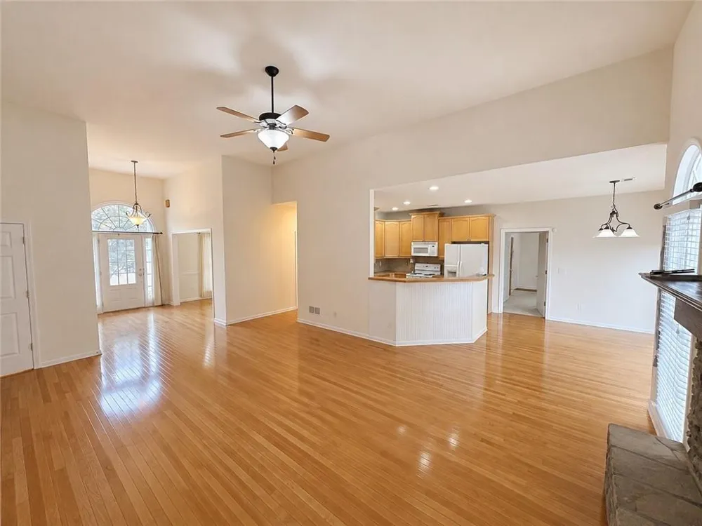 9235 Waterside Drive Ball Ground, GA 30107