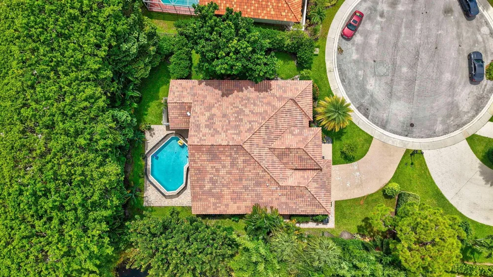 2302 NW 66th Drive Boca Raton, FL 33496