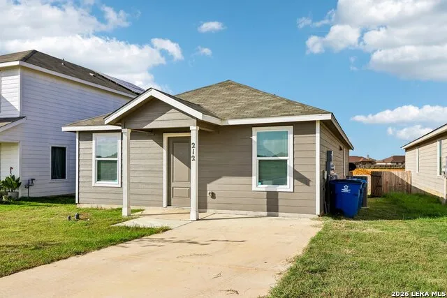 212 COWBOY RDG Pleasanton, TX 78064