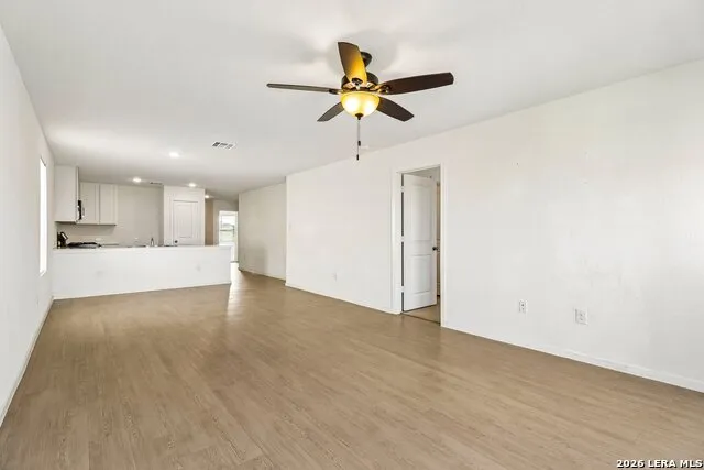 212 COWBOY RDG Pleasanton, TX 78064