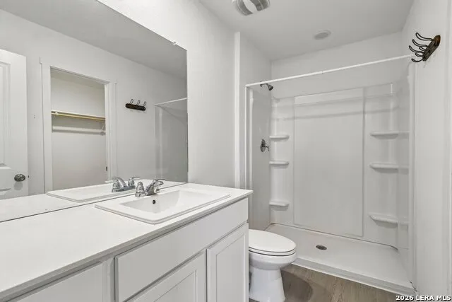 212 COWBOY RDG Pleasanton, TX 78064