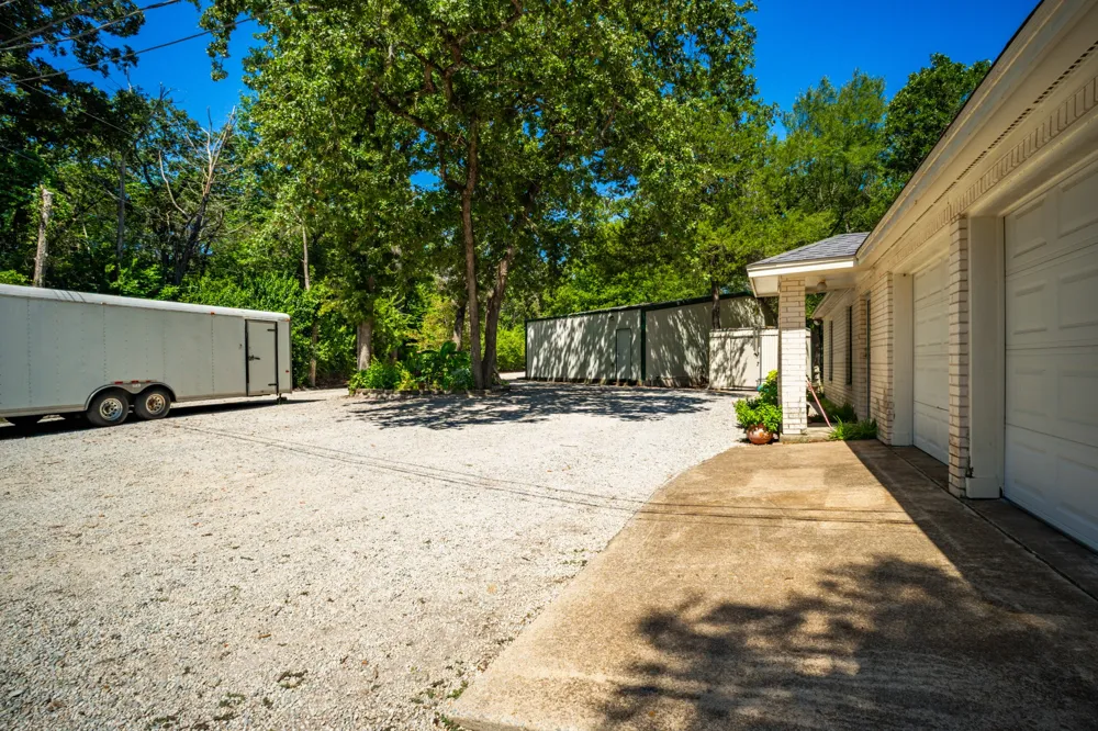 535 FM2681 Mexia, TX 76667