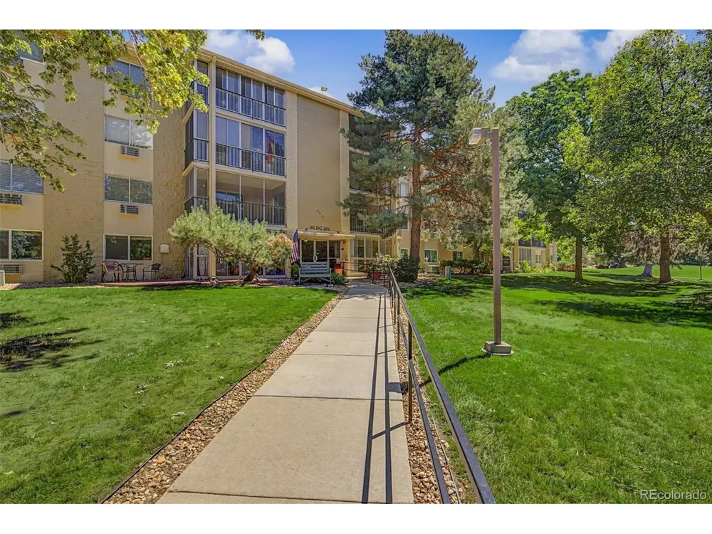 13635 E Bates Avenue #403 Aurora, CO 80014