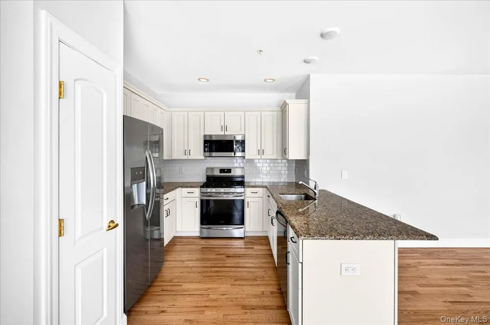61 Avery Drive Center Moriches, NY 11934