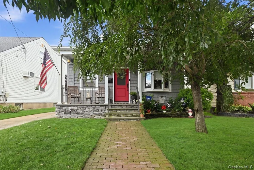 710 Premier Boulevard New Hyde Park, NY 11040