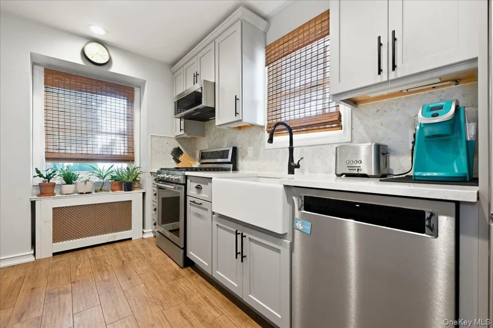 710 Premier Boulevard New Hyde Park, NY 11040