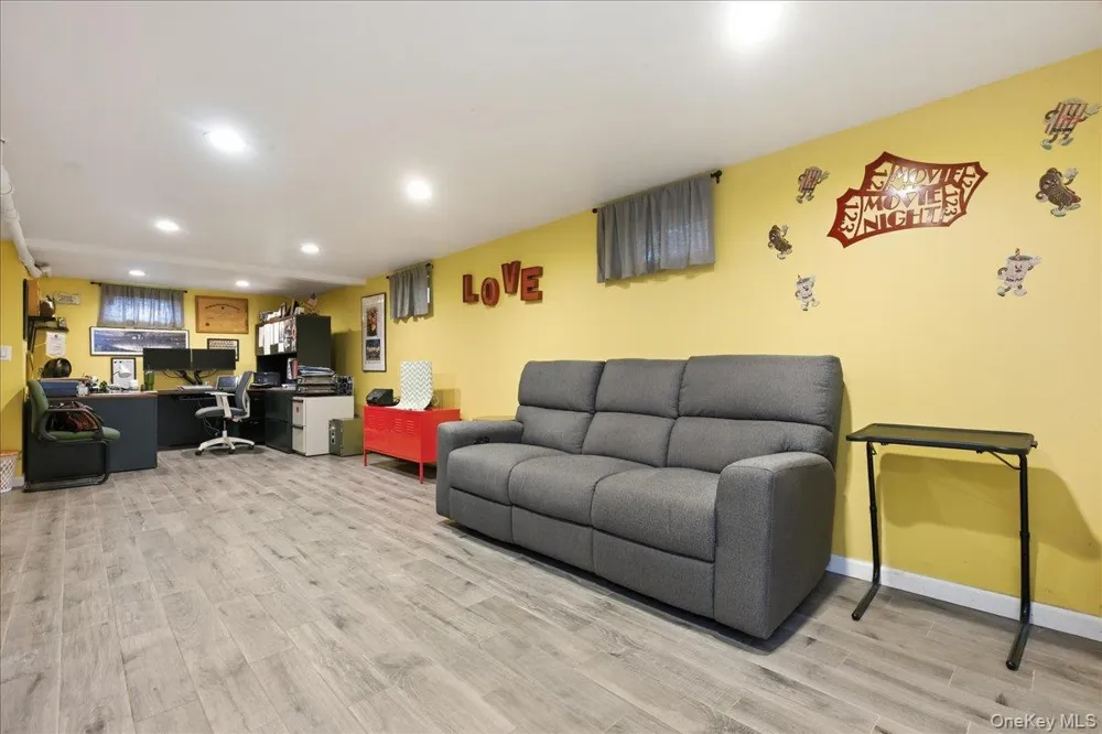710 Premier Boulevard New Hyde Park, NY 11040