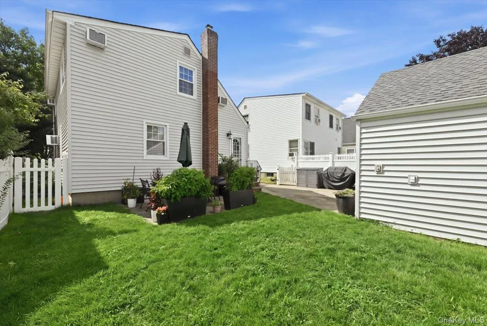 710 Premier Boulevard New Hyde Park, NY 11040