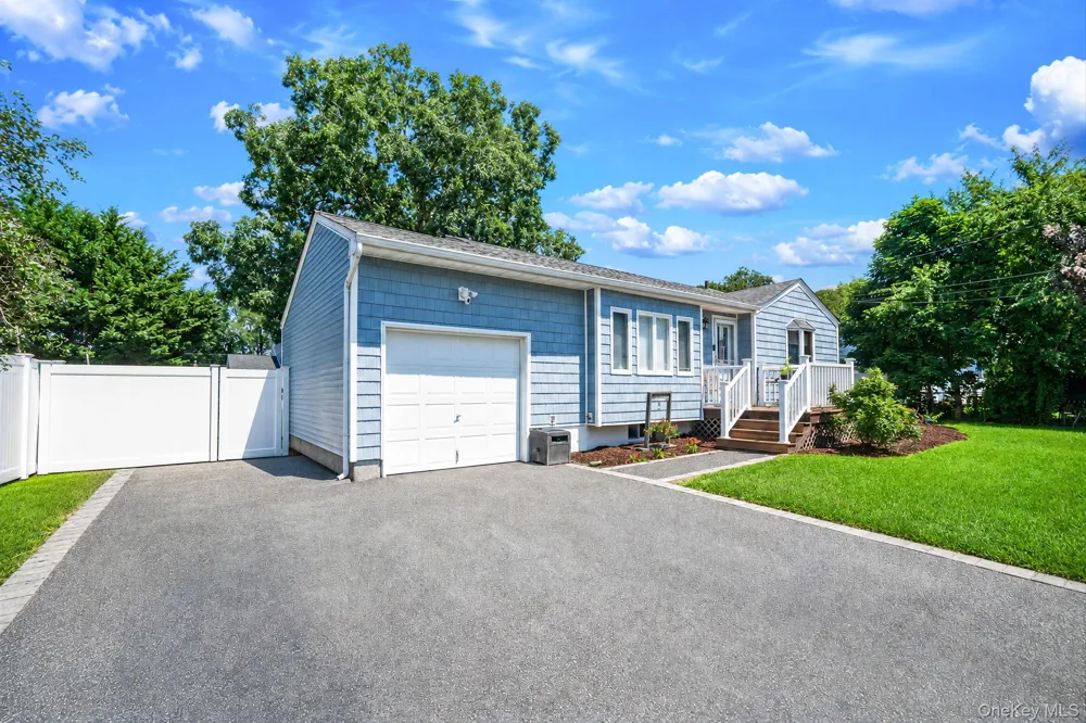 155 Howard Street Port Jefferson Station, NY 11776