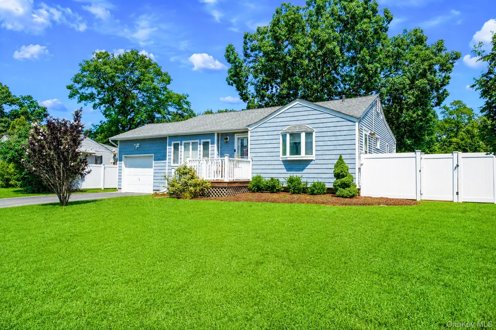 155 Howard Street Port Jefferson Station, NY 11776