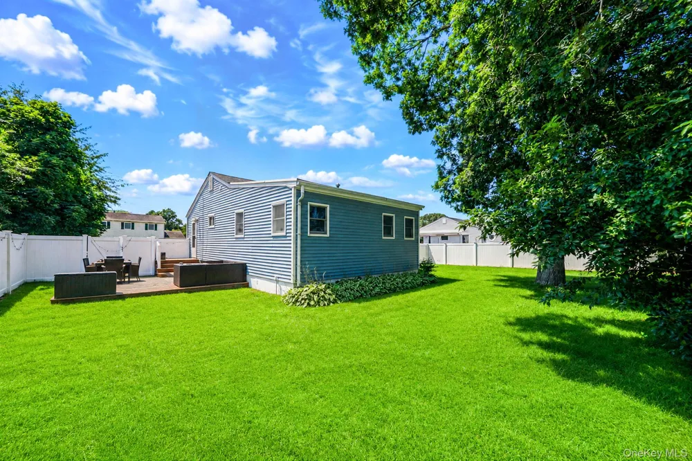 155 Howard Street Port Jefferson Station, NY 11776