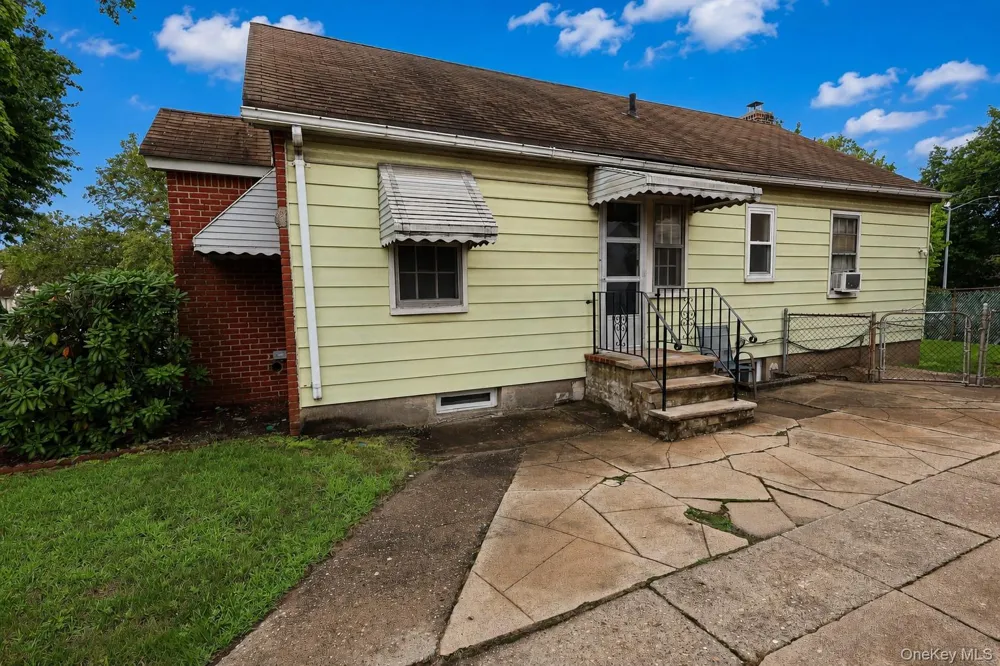 48-40 186th Street Fresh Meadows, NY 11365