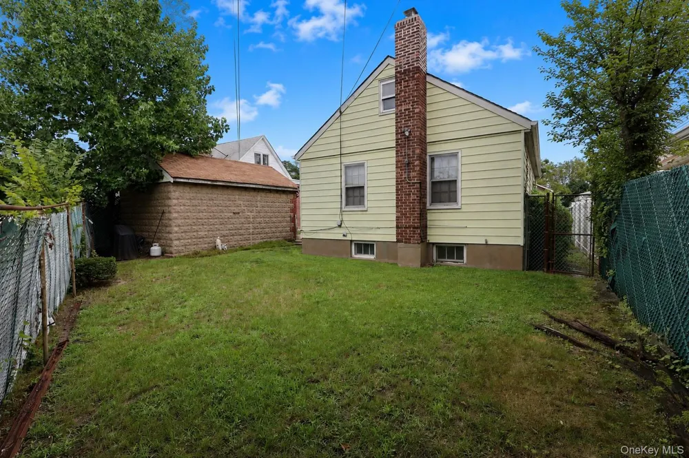 48-40 186th Street Fresh Meadows, NY 11365