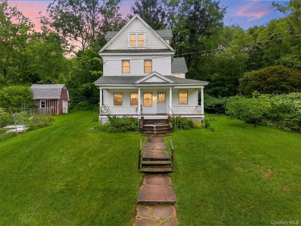 8 Norris Drive Swan Lake, NY 12783