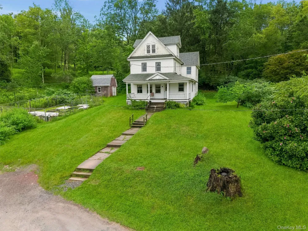 8 Norris Drive Swan Lake, NY 12783