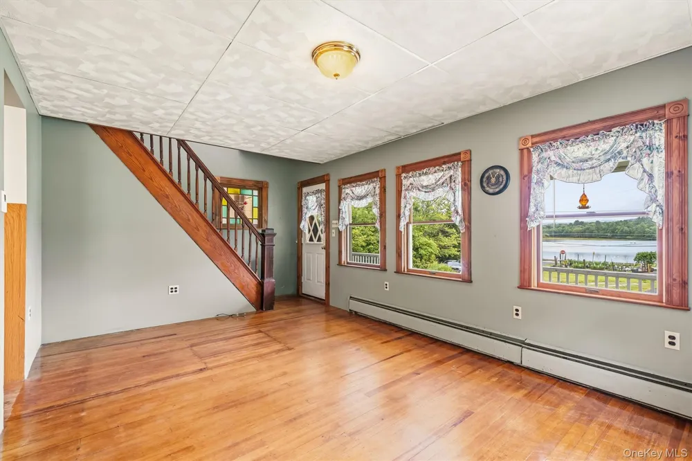 8 Norris Drive Swan Lake, NY 12783