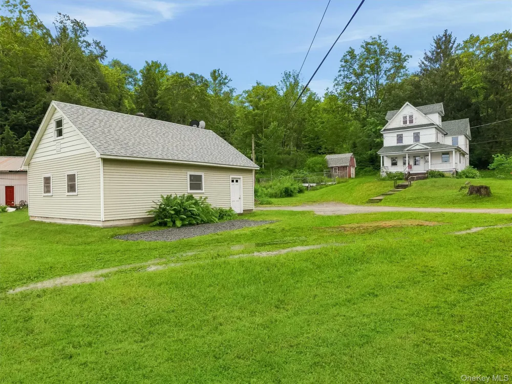 8 Norris Drive Swan Lake, NY 12783
