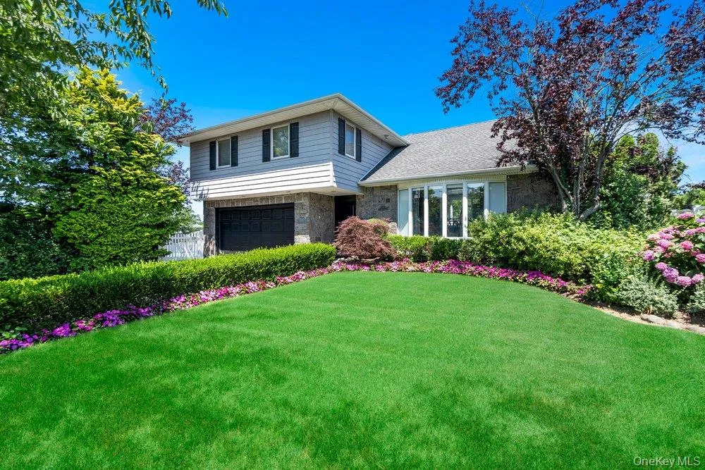 676 Derby Avenue Woodmere, NY 11598
