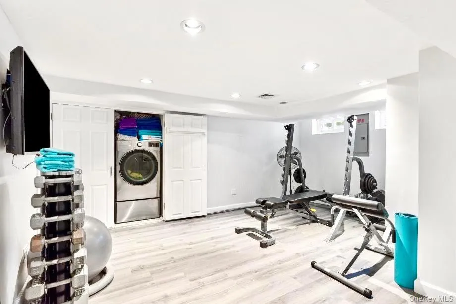676 Derby Avenue Woodmere, NY 11598