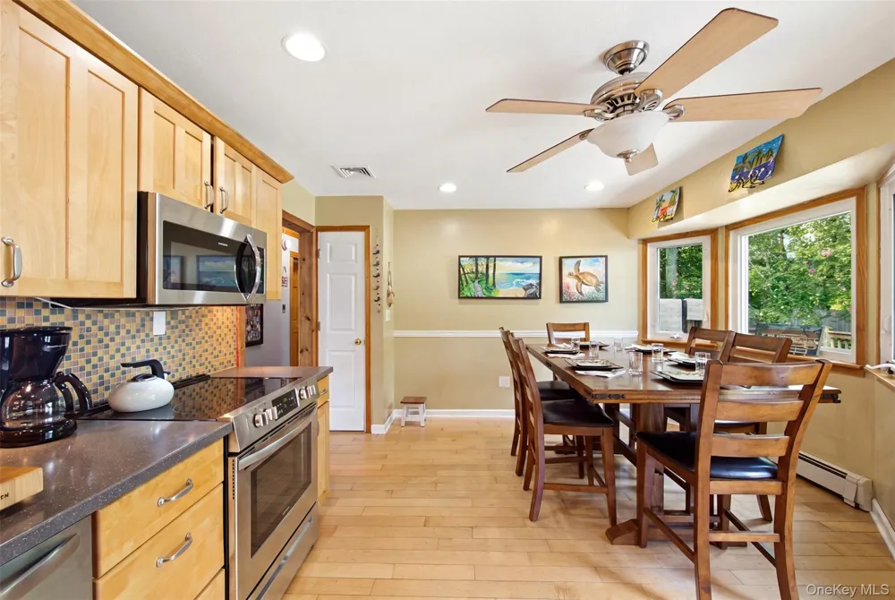 7 Tupelo Street Manorville, NY 11949