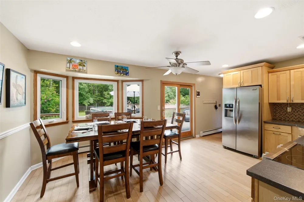 7 Tupelo Street Manorville, NY 11949