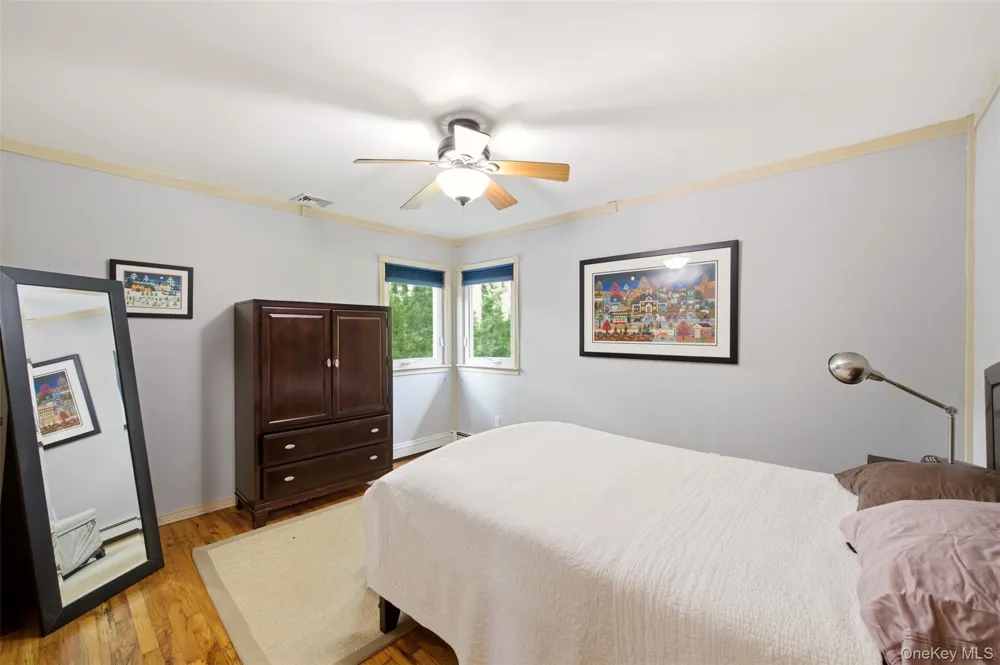 7 Tupelo Street Manorville, NY 11949