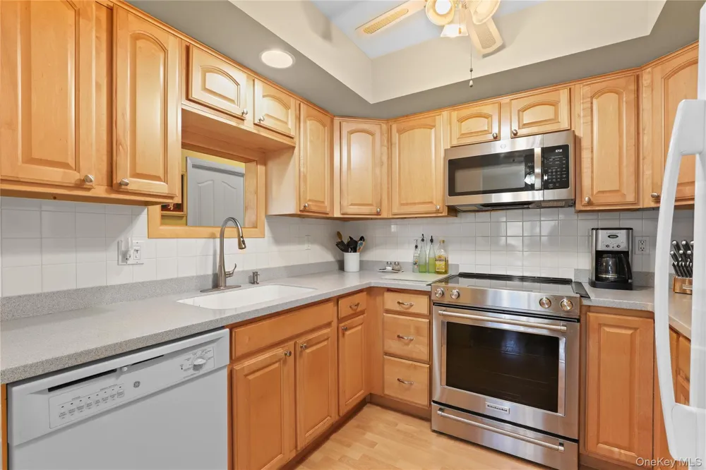 59 Kirby Close #D Yorktown Heights, NY 10598