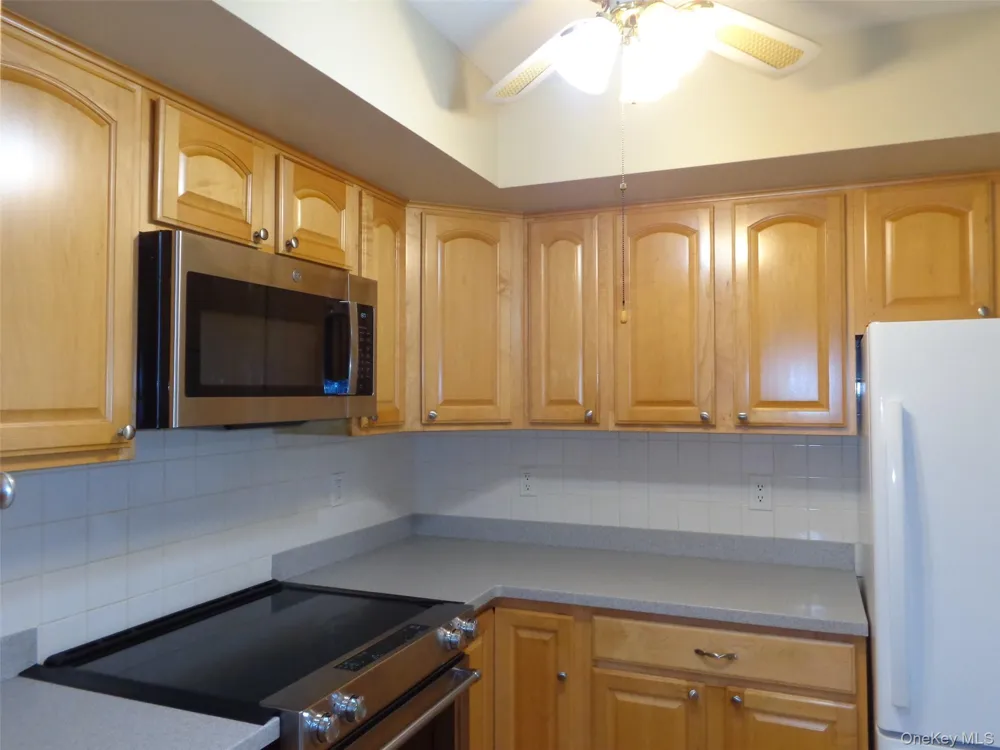 59 Kirby Close #D Yorktown Heights, NY 10598