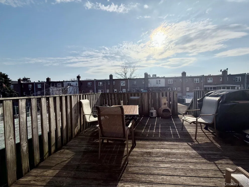 6354 77th Street Middle Village, NY 11379