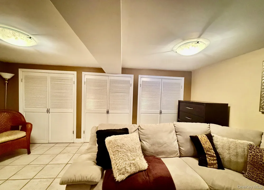6354 77th Street Middle Village, NY 11379