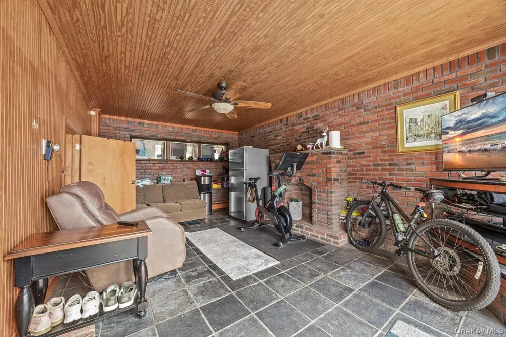 190 Beach 137th Street Belle Harbor, NY 11694