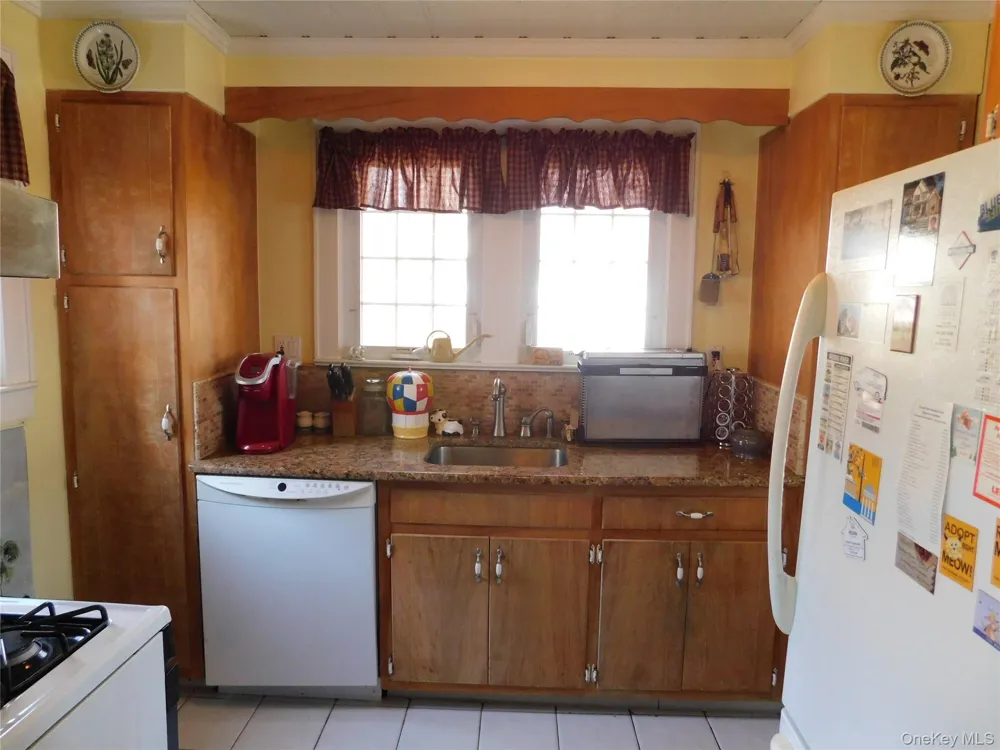 80 Cedar Road Wading River, NY 11792