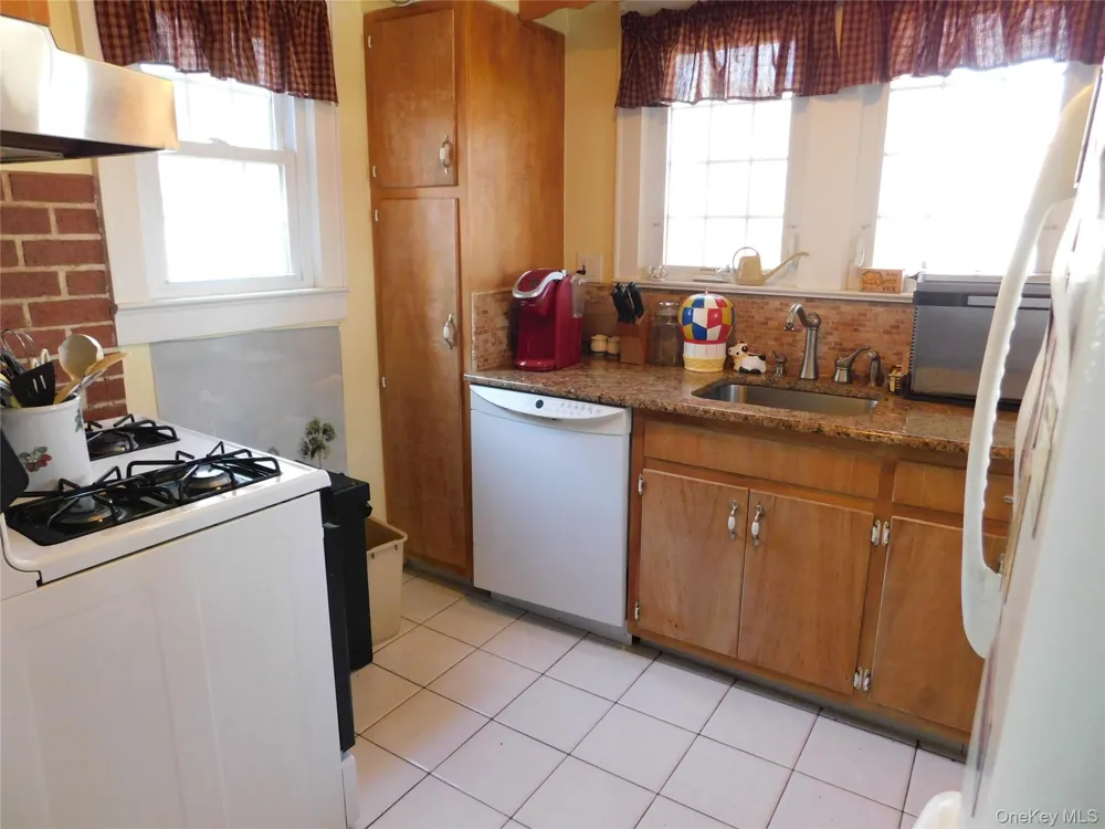 80 Cedar Road Wading River, NY 11792