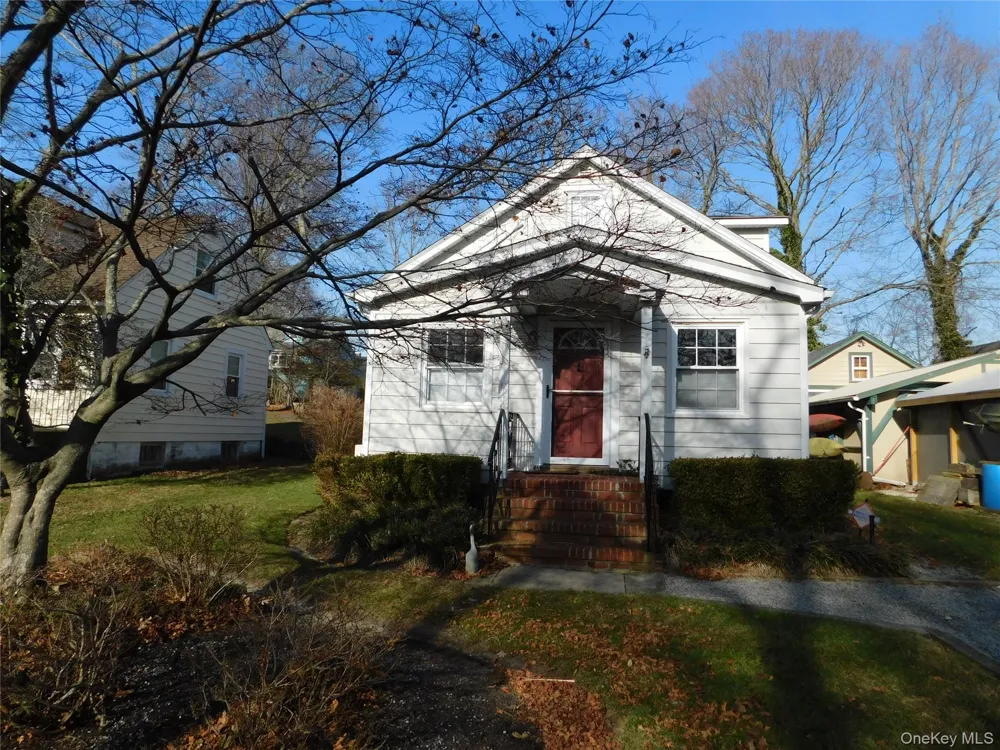 80 Cedar Road Wading River, NY 11792