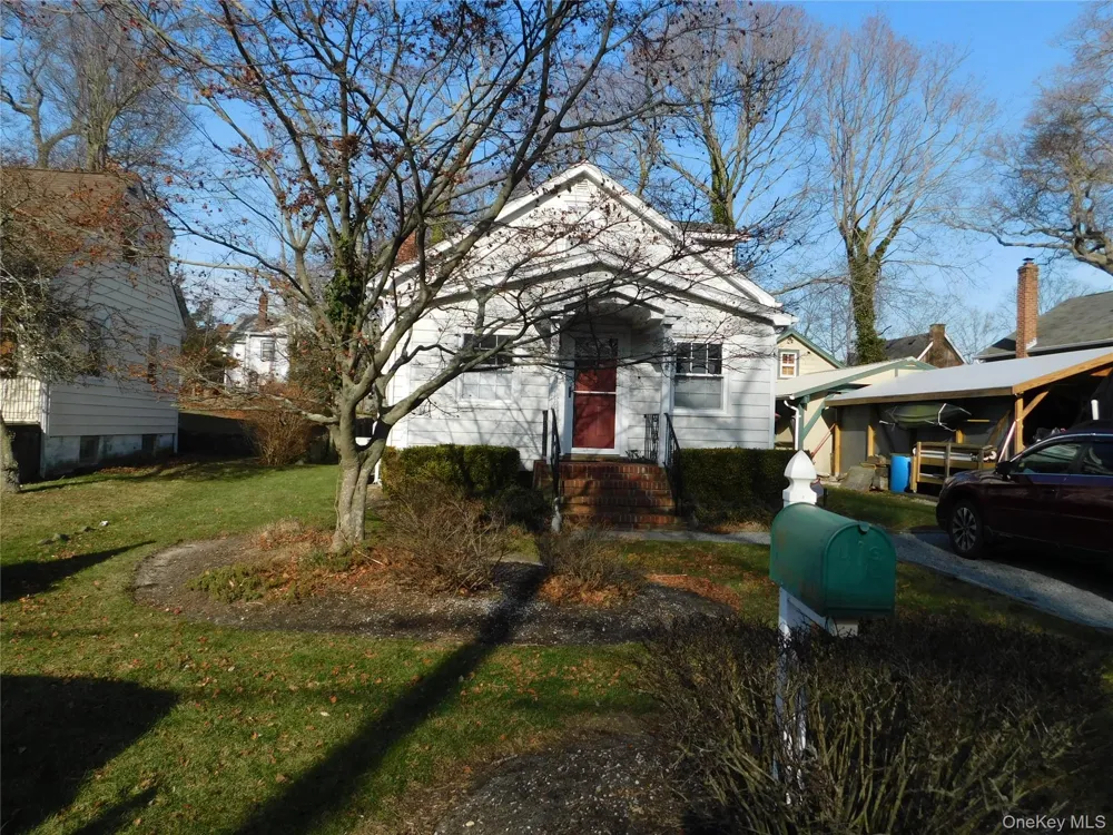 80 Cedar Road Wading River, NY 11792